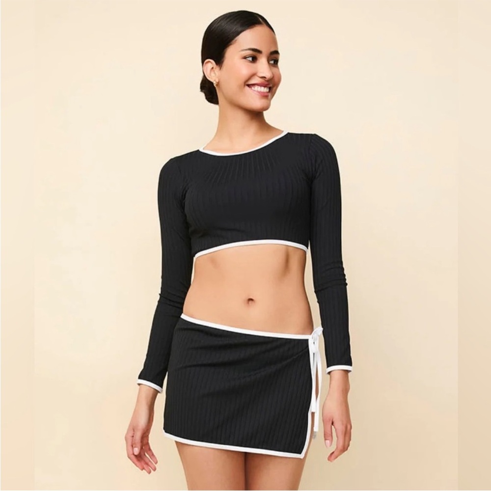 NWT Solid & Striped Nola Ribbed Rashguard Noir - Picture 2 of 7